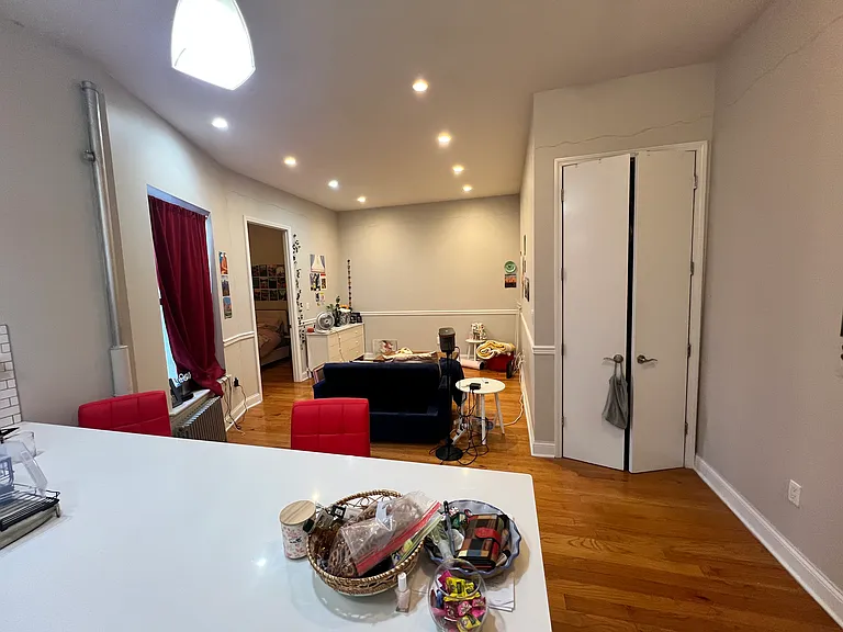 1580 President St #25 — Photo 4