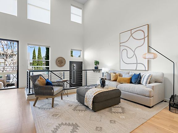 4th image of 5550 Boardwalk Unit 104