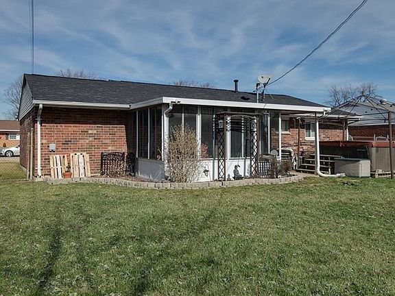 4th image of 1028 Mystic Ln N