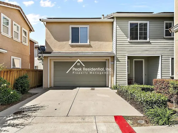 8233 Crystal Walk Cir, Elk Grove, CA 95758