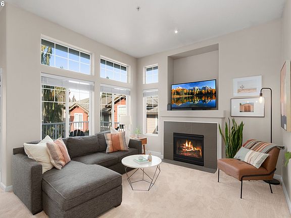 5th image of 1819 NE 101st Ave #204