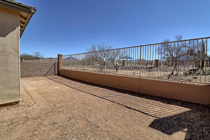 857 W Calle Tikal — Photo 22