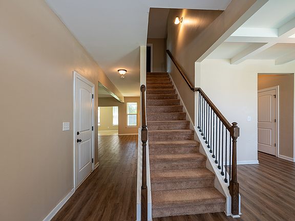 2nd image of 1126 Fawn Forest Rd #1