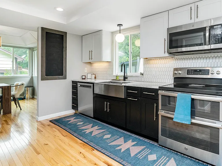 11440 W 66th Pl — Photo 15