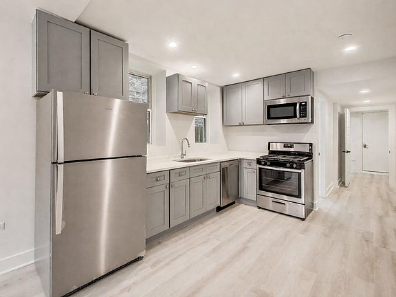 5th image of 1437 W Oakdale Ave #G