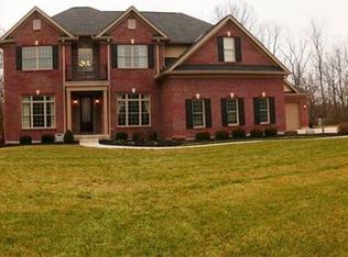 9844 Laurel Glen Dr, Loveland, OH 45140