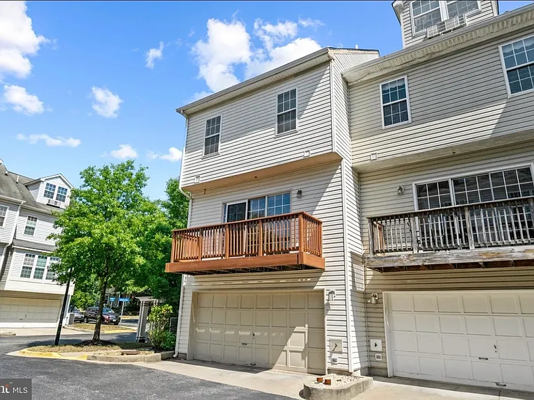 3508 Clay Creek Ct — Photo 34