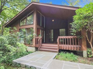 4 West Trl, Stamford, CT 06903