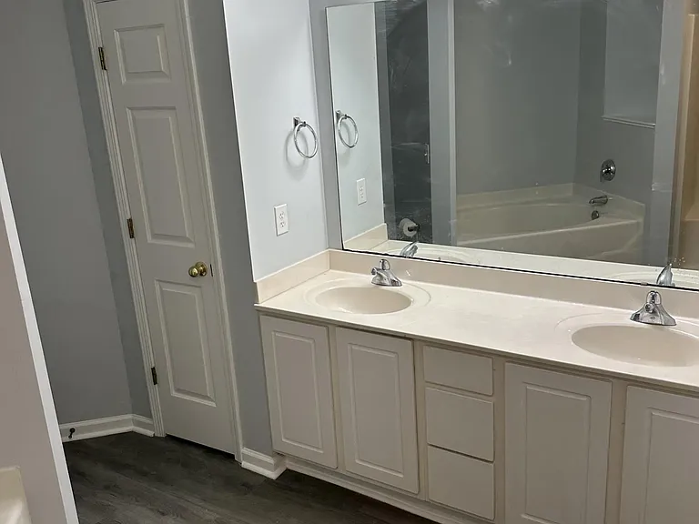 1414 Willoughby Park Ct #4 — Photo 16