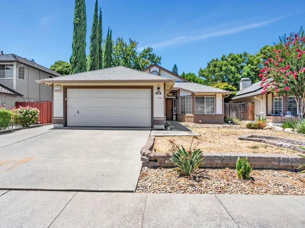 812 Sonnet Dr, Vacaville, CA 95687