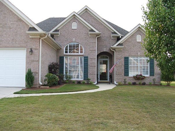 1st image of 252 Bentmoor Ln