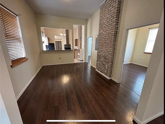 3rd image of 2721 2nd St