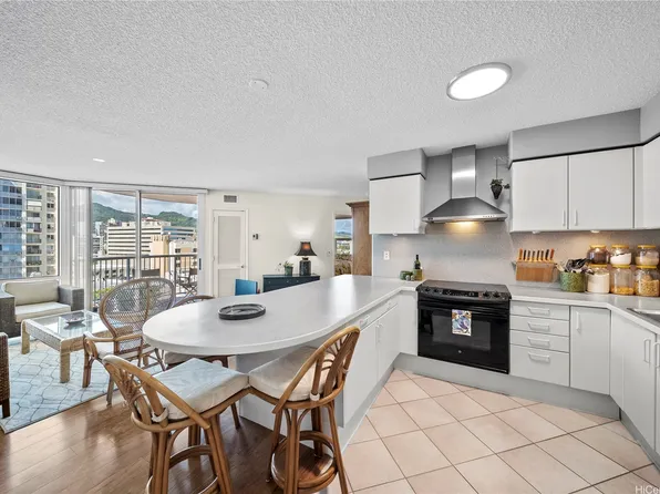 801 S King St APT 1109, Honolulu, HI 96813