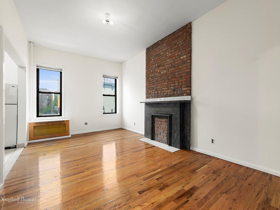 1st image of 105 Smith St #3F