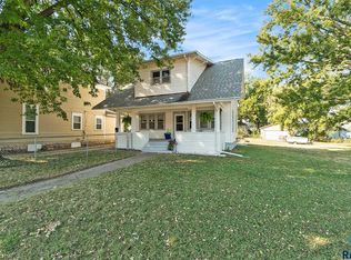 601 S Prairie Ave, Sioux Falls, SD 57104