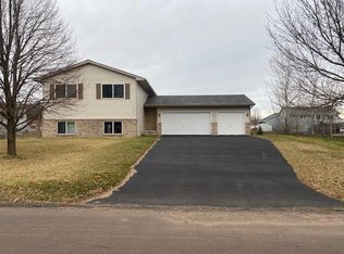 30770 Reed Ave, Shafer, MN 55074