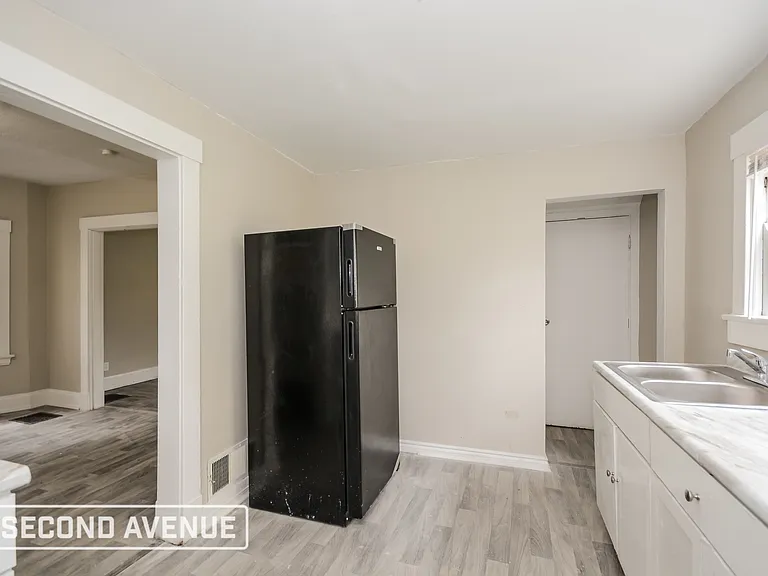 4692 Winton Rd — Photo 7