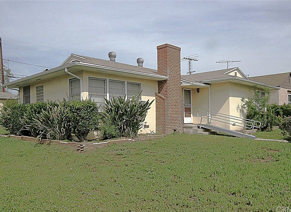 1st image of 2421 Stranahan Dr