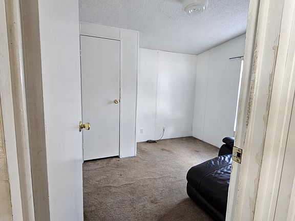 4th image of 405 S Boggie St Lot D