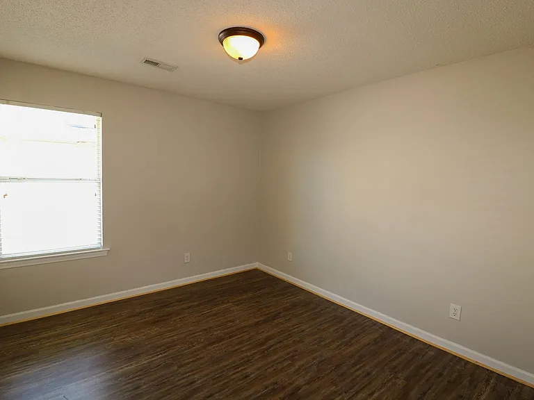43 Shaley St #A — Photo 9