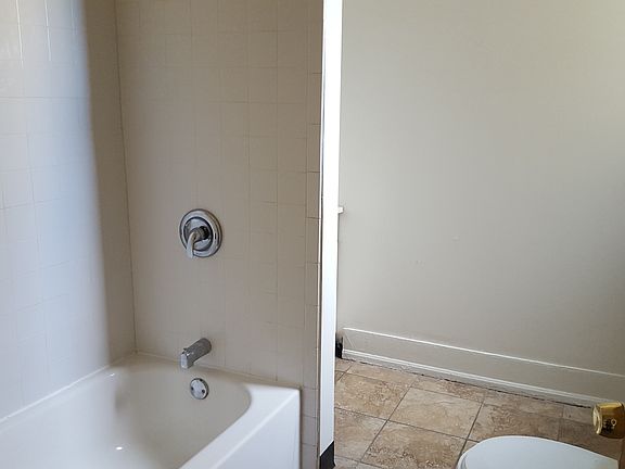 5th image of 5508 Chancellor St
