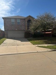 1st image of 801 Lark Dr