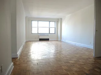 Rented by Bouklis Group