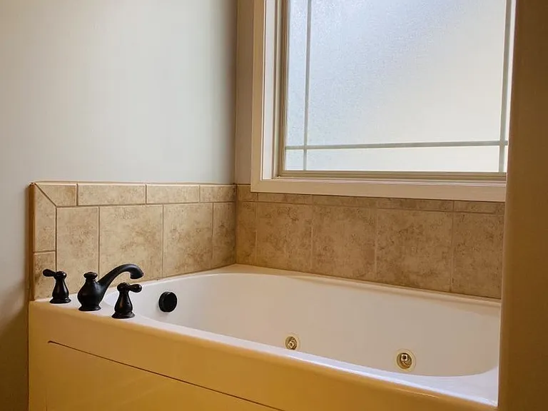 1132 Chinook Cir — Photo 18