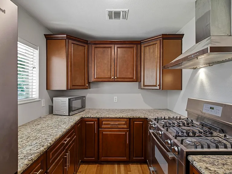 3206 Albin Dr — Photo 19