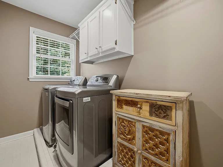 10530 Tuxford Dr — Photo 12
