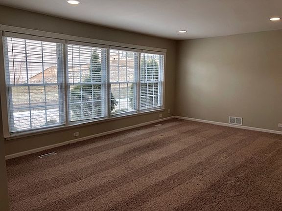 5th image of 1 Hilltop Dr