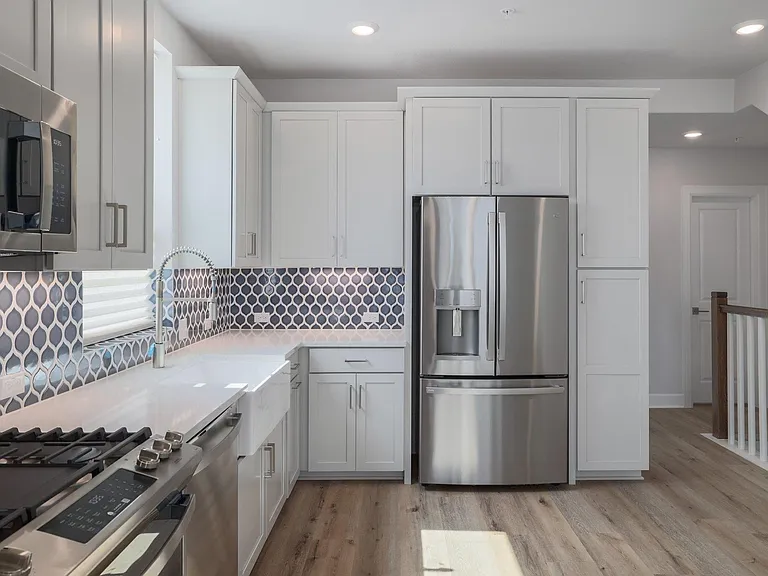 4207 Taniguchi St — Photo 10