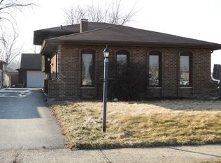 17802 Dekker St, Lansing, IL