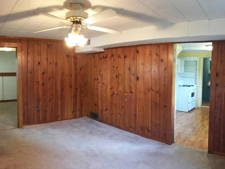 1514 Sunday Ln — Photo 2