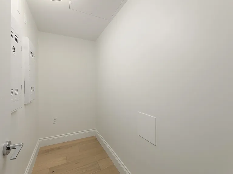 2105 W 46th Ave #303 — Photo 20