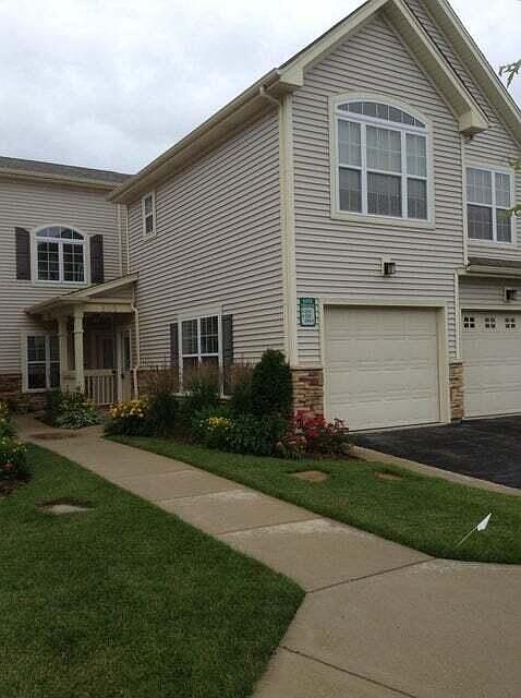 1st image of 1151 E Townline ROAD #205