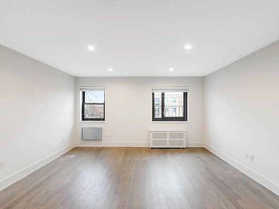 4th image of 20312 43rd Ave #2