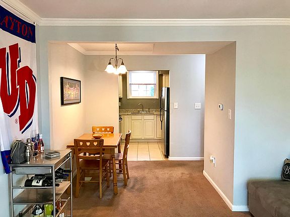 3rd image of 1378 Bluff Ave #1