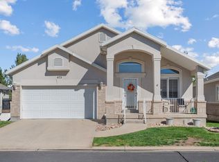 473 E Green Haven Dr E, Midvale, UT 84047