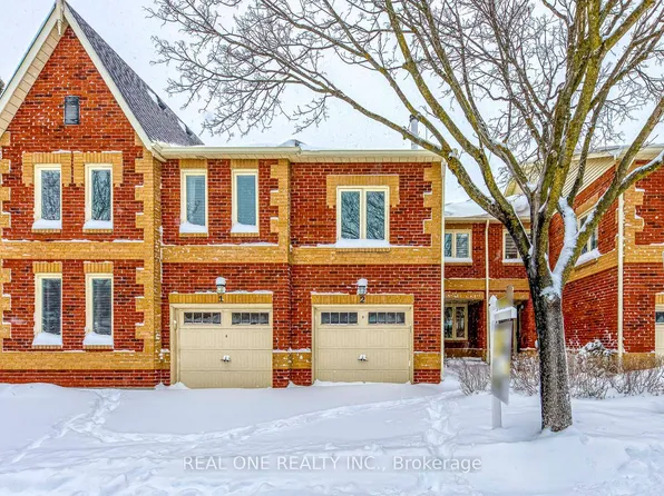 2006 Glenada Cres #2, Oakville, ON L6H 5R9