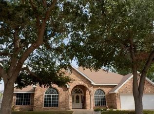 608 E 29th St, Mission, TX 78574
