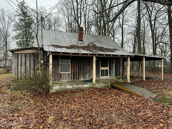 5th image of 138 Berry Ridge Rd