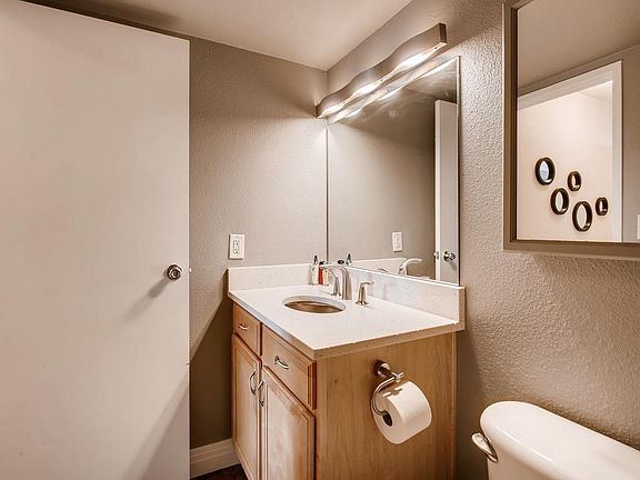 4th image of 601 W 11th Ave APT 502