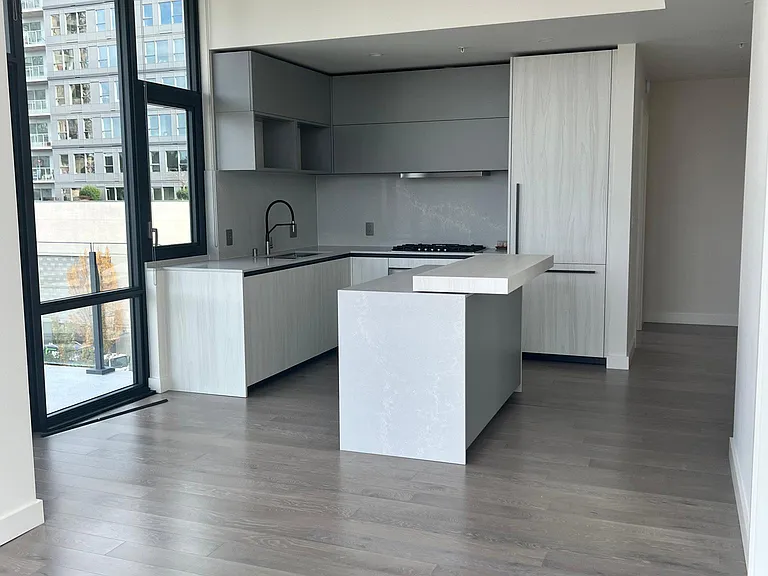 Kitchen with state of the art appliances