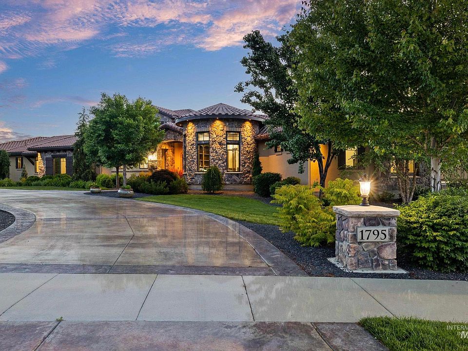 1st image of 1795 N Moon Bello Way