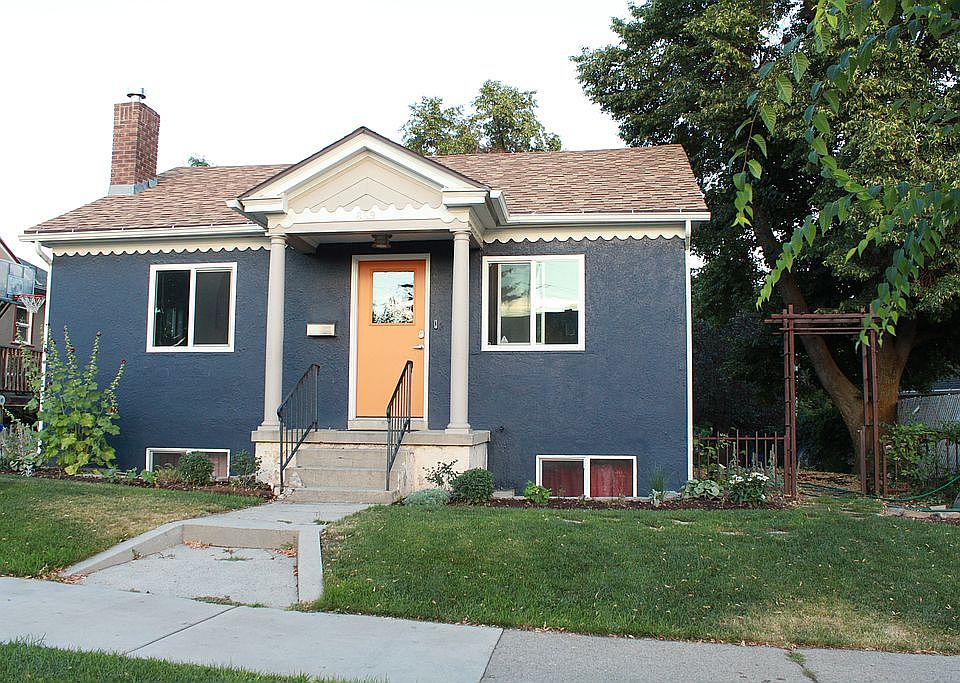 1st image of 869 S Amanda Ave