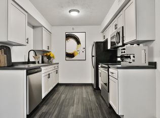 Greenfield, Omaha, NE 68118
