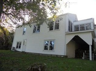 16 Hillside Ave, Winthrop, ME 04364