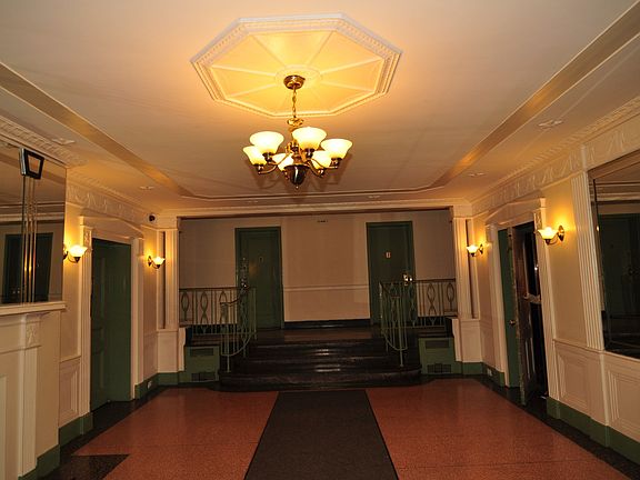 4th image of 4112 41st St #4-G