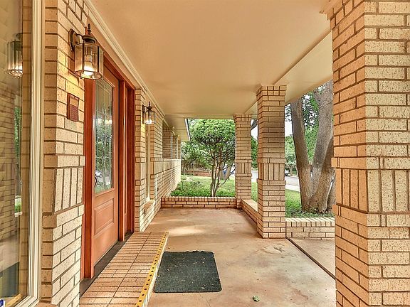 4th image of 9404 Nashville Ave